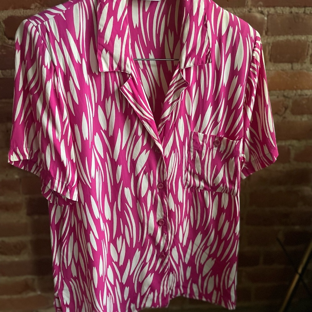 Vintage pink pocket top